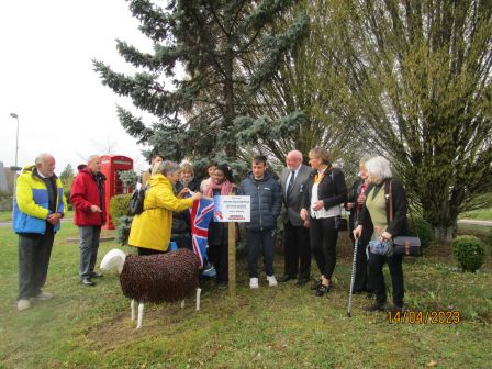 AU_ROND_POINT_marvejols__12_.JPG, avr. 2023 AU_ROND_POINT_marvejols__12_.JPG