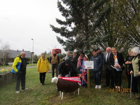 AU_ROND_POINT_marvejols__1_.JPG, avr. 2023 AU_ROND_POINT_marvejols__1_.JPG